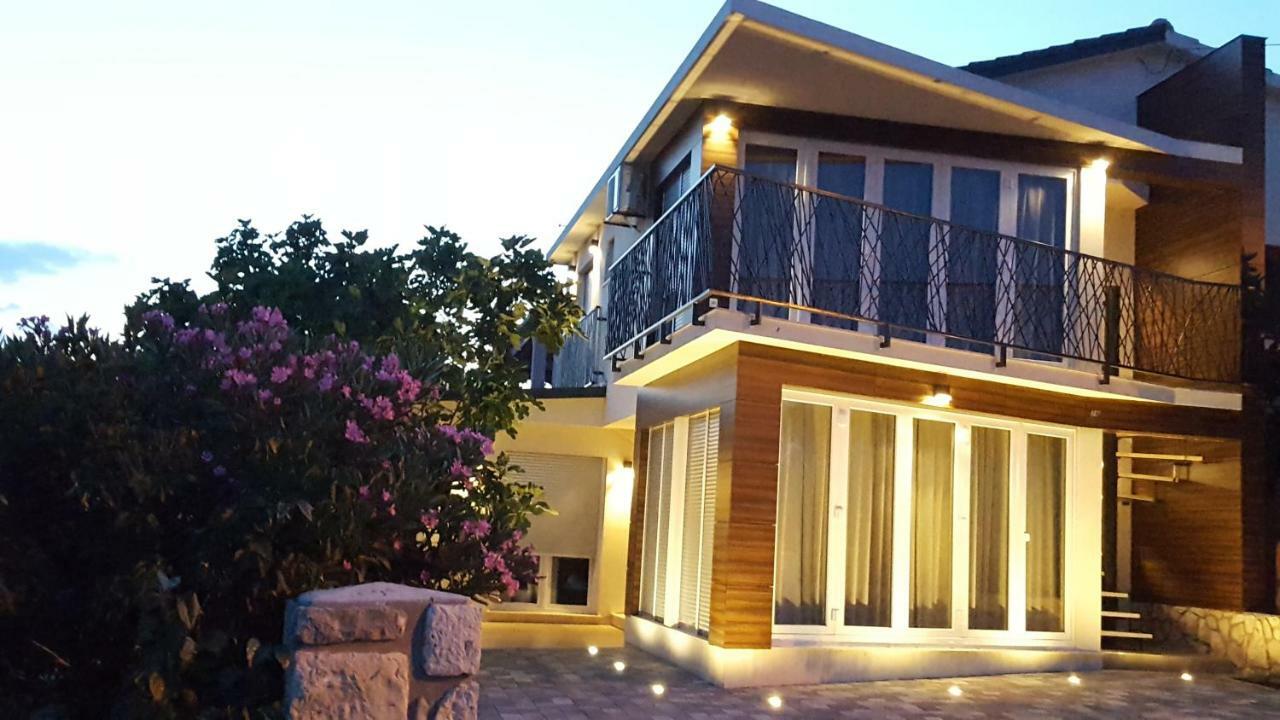 Апартаменты Kaj-Lux Novi Нови-Винодолски Экстерьер фото